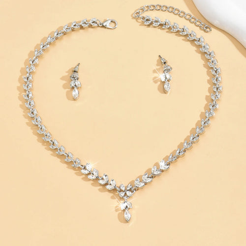 3PC Women's Fashion Leaf Simple Design Necklace Earrings Jewelry Set Light Luxury Style Wedding Party Festival Gift